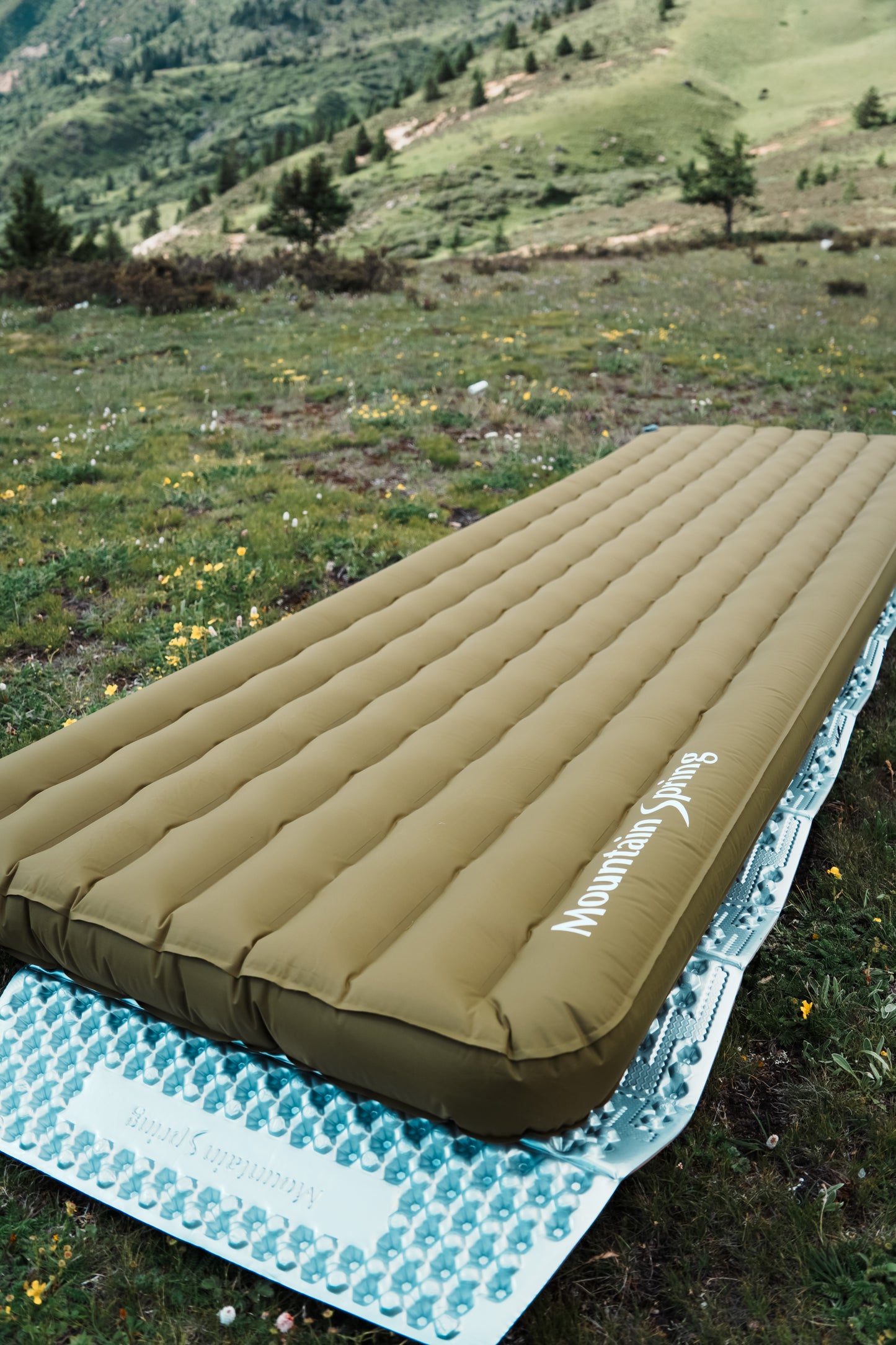 Mountain Spring R7 Max Insulated Sleeping Mat