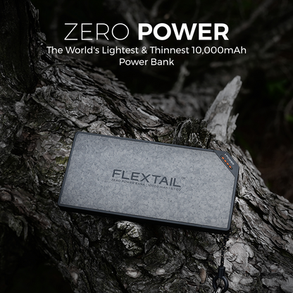 Flextail ZERO POWER power bank – power bank on tree trunk