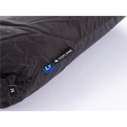 Iceflame down socks branded label detail